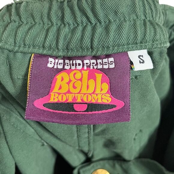 Welcome to my closet! - Picture 3 of 4